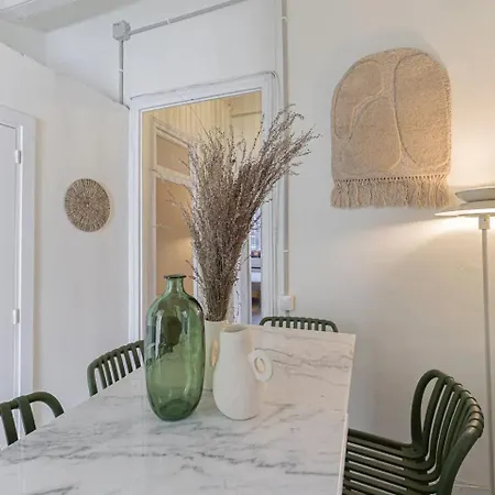 Ata Five Mid Term Apartman Barcelona